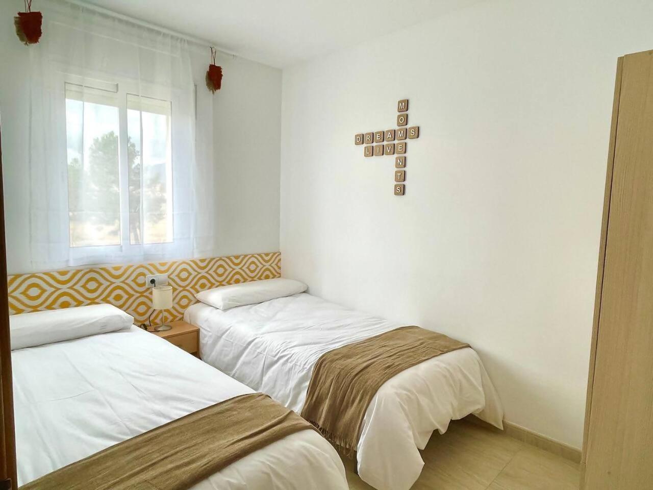 B&P Alojamientos Miami Platja Paradise Exterior photo